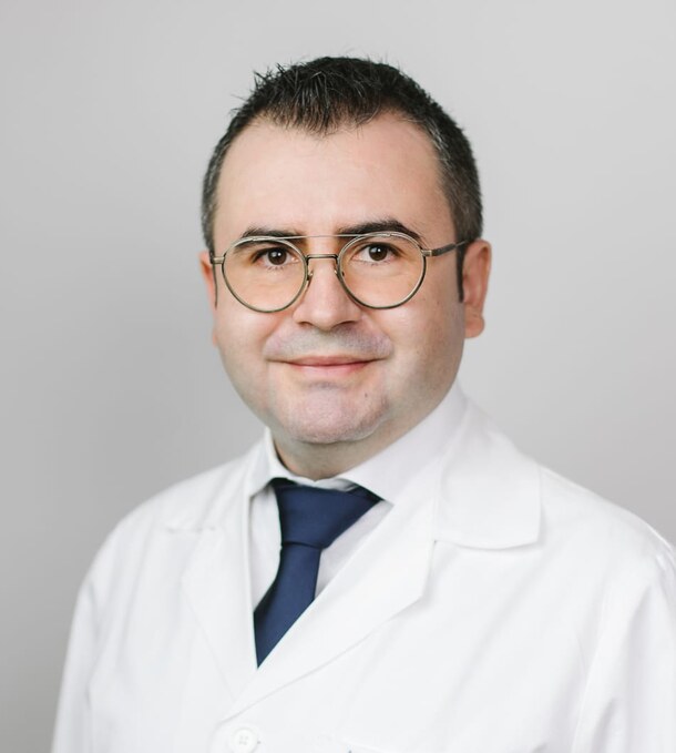 OA Dr. Stefan Berci